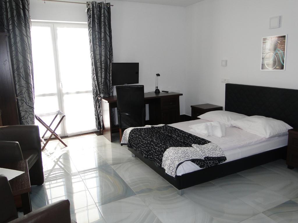 Hotel Agat & Spa Бидгошч Екстериор снимка